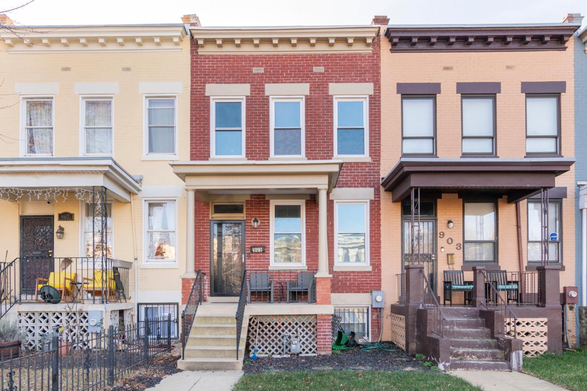 Charming 4 Bedroom House!1 Mile From Capitol Hill! Washington Exterior photo